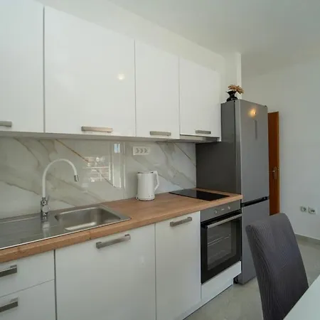 Family Friendly House With A Swimming Pool Brna, Korcula - 13943 Smokvica