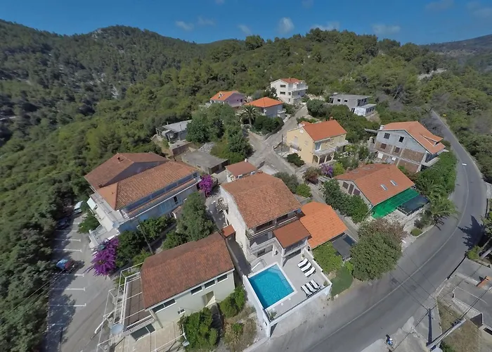Family Friendly House With A Swimming Pool Brna, Korcula - 13943 펜션