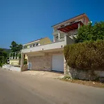 Vikendica Family Friendly House With A Swimming Pool Brna, Korcula - 13943 *