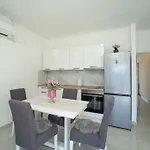 Holiday home Family Friendly House With A Swimming Pool Brna, Korcula - 13943 *