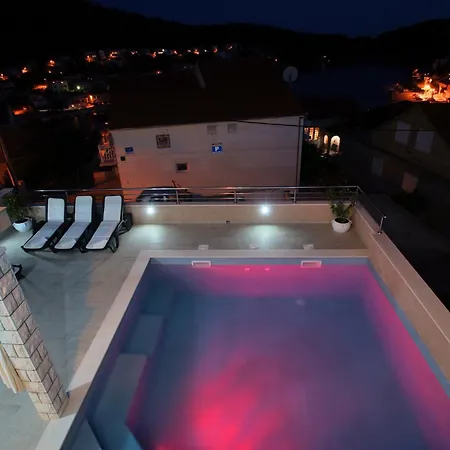 Family Friendly House With A Swimming Pool Brna, Korcula - 13943 別荘