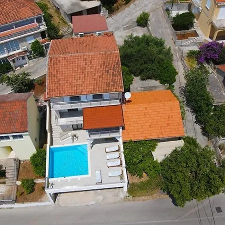 Family Friendly House With A Swimming Pool Brna, Korcula - 13943 펜션 Smokvica (Korcula)