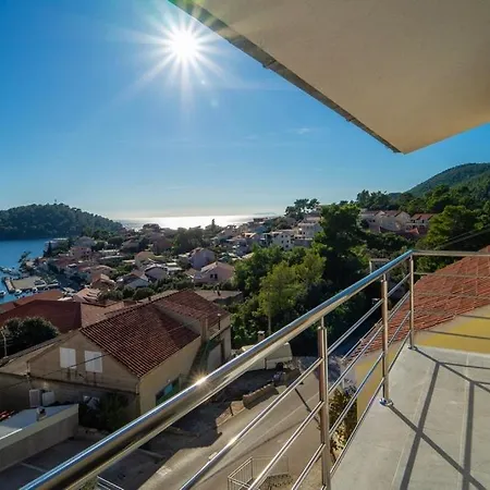 Family Friendly House With A Swimming Pool Brna, Korcula - 13943 Casa vacanze *