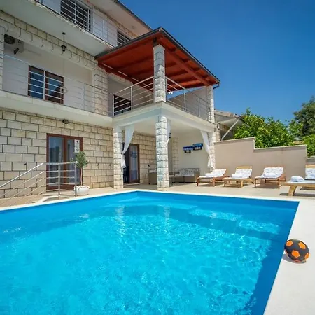 Family Friendly House With A Swimming Pool Brna, Korcula - 13943 *