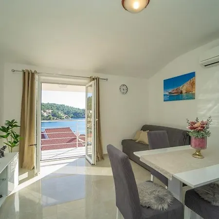 Family Friendly House With A Swimming Pool Brna, Korcula - 13943 Casa vacanze Smokvica (Korcula)