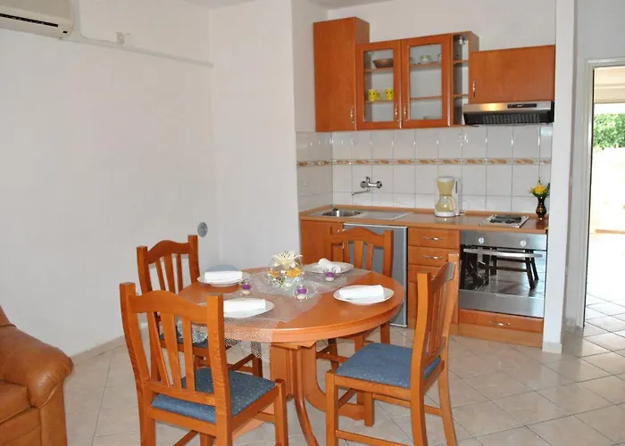 Casa de Férias Family Friendly House With A Swimming Pool Brna, Korcula - 13943 Smokvica (Korcula)