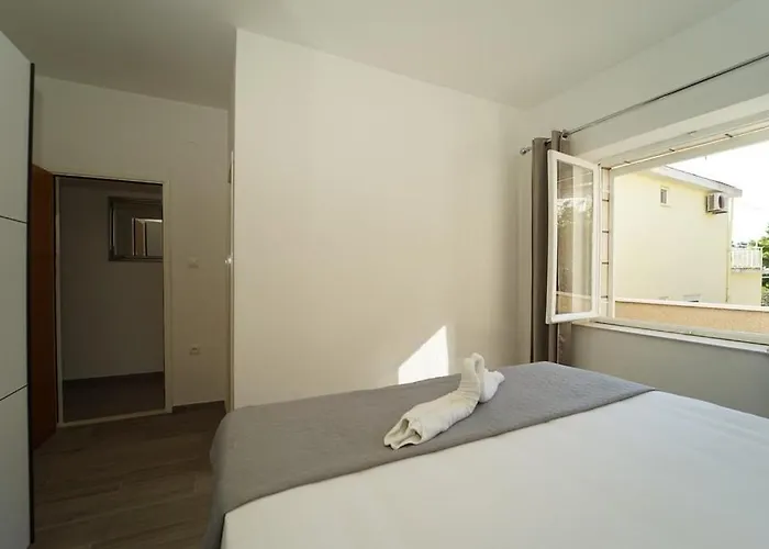 Family Friendly House With A Swimming Pool Brna, Korcula - 13943 펜션